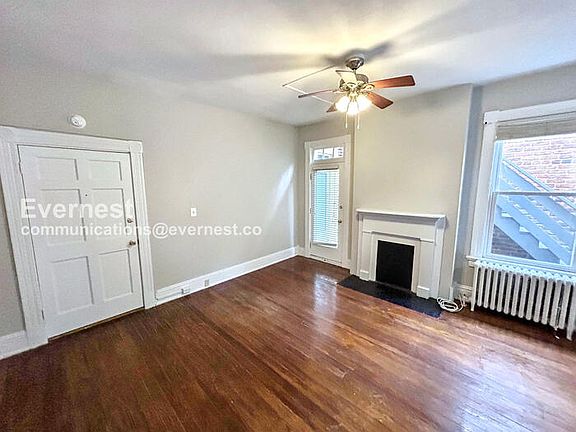 3rd image of 1605 Grove Ave APT 4
