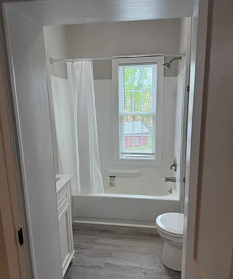 1361 Old Manchester Rd — Photo 48