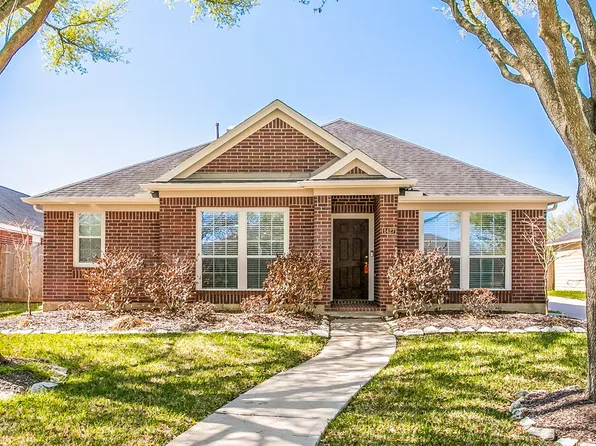 1427 Waterside Village Dr, Richmond, TX 77407