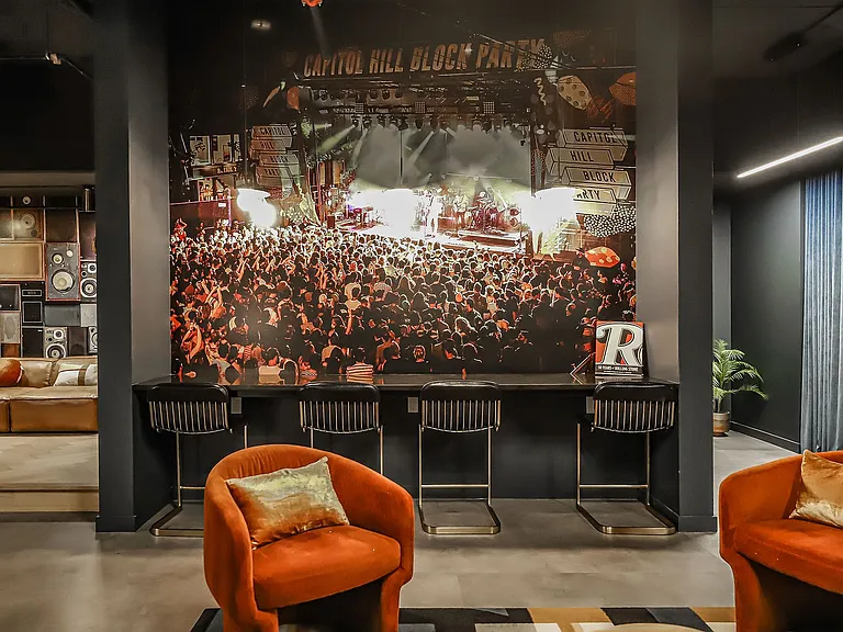 Woodworth Apartments | Vibrant & Luxurious Living in Capitol Hill — Photo 8