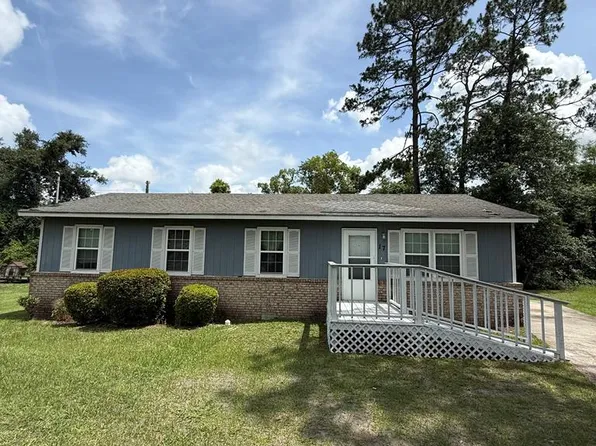 17 Pinetree Cir, Valdosta, GA 31601