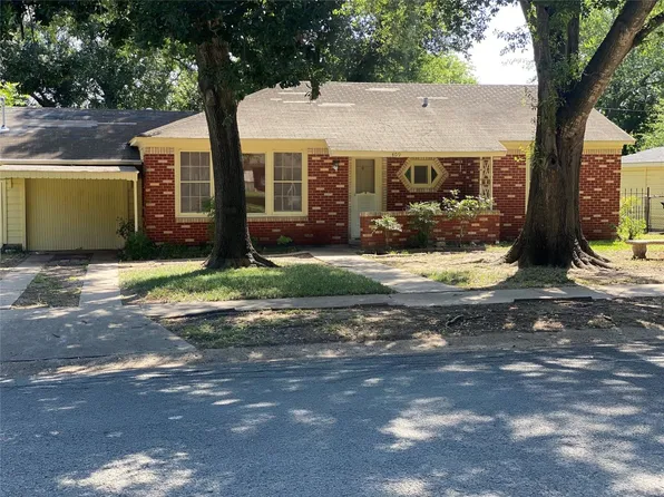 409 N 37th St, Corsicana, TX 75110