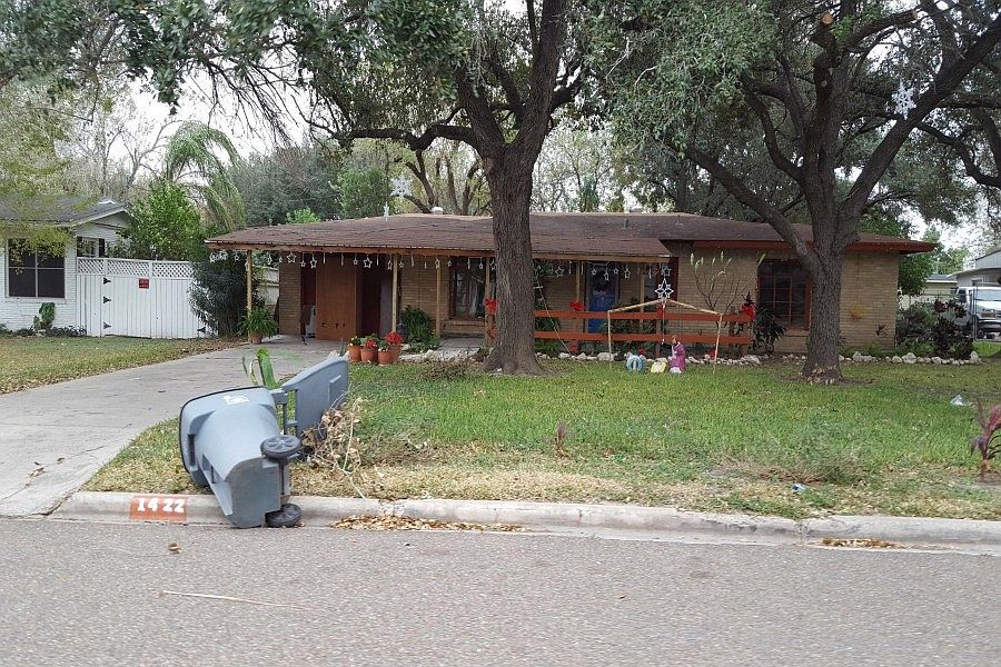 1st image of 1422 S 13th Ave