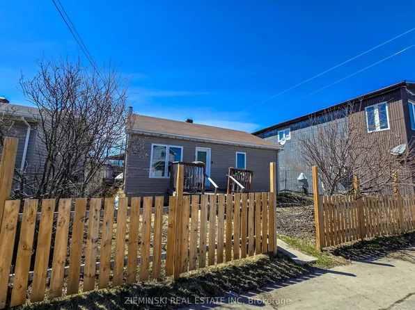 553 D Diberville Ave, Iroquois Falls, ON P0K 1G0