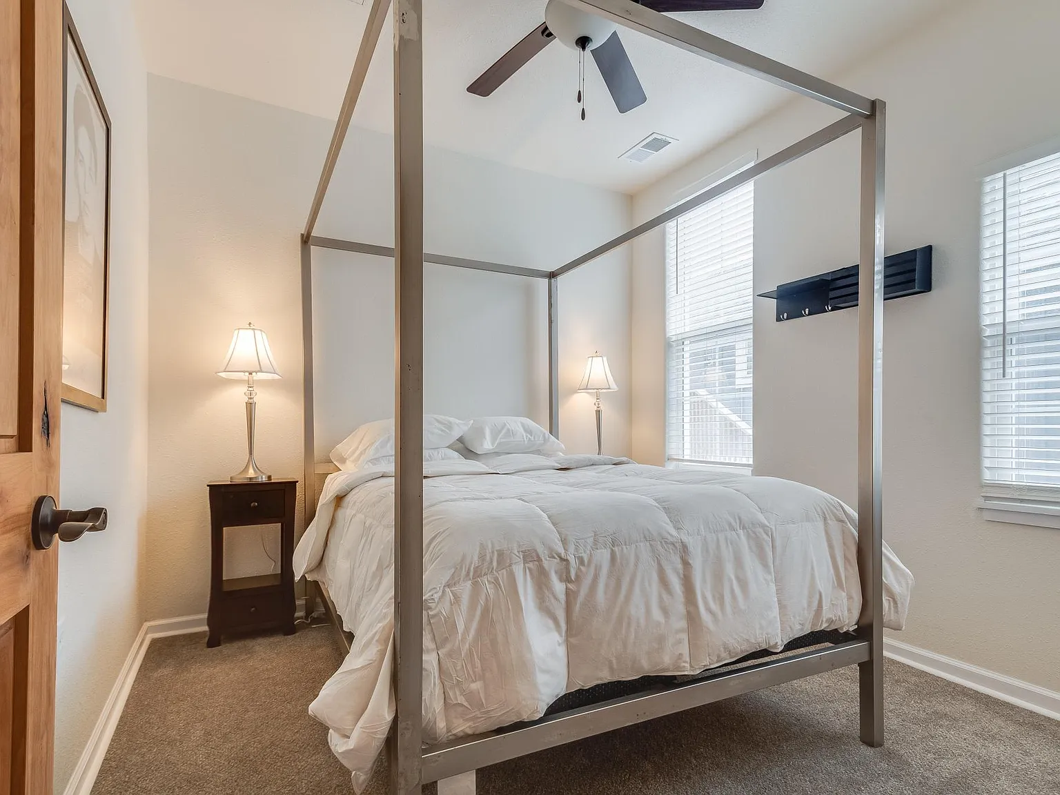 2 bed, 1200 sqft, $2,350 — Photo 3