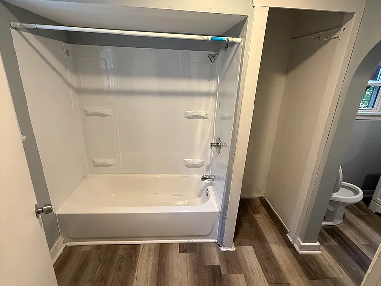 730 Carlysle St #1 — Photo 9