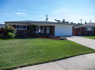 11536 Edwin Dr, Warren, MI 48093