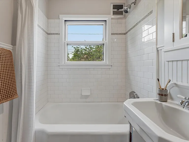 2919 SE 76th Ave — Photo 29