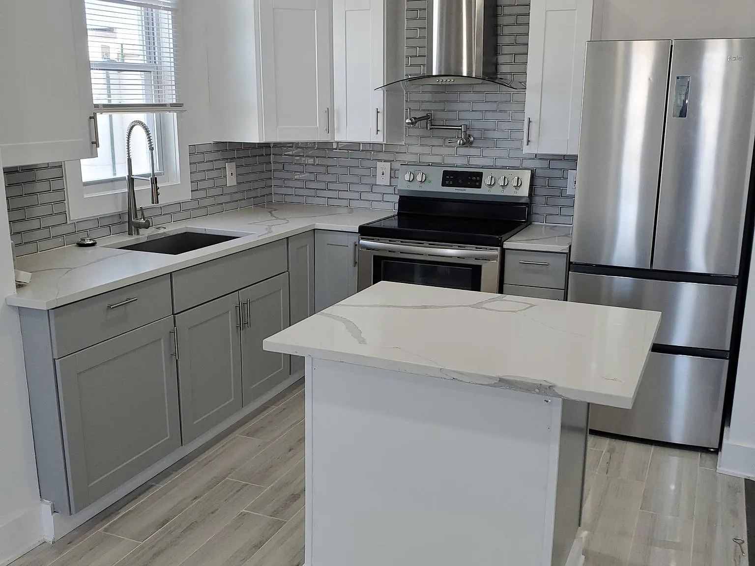 2 bed, 900 sqft, $1,485 — Photo 1