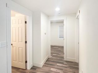 4205 9th Ave NE #5, Seattle, WA 98105