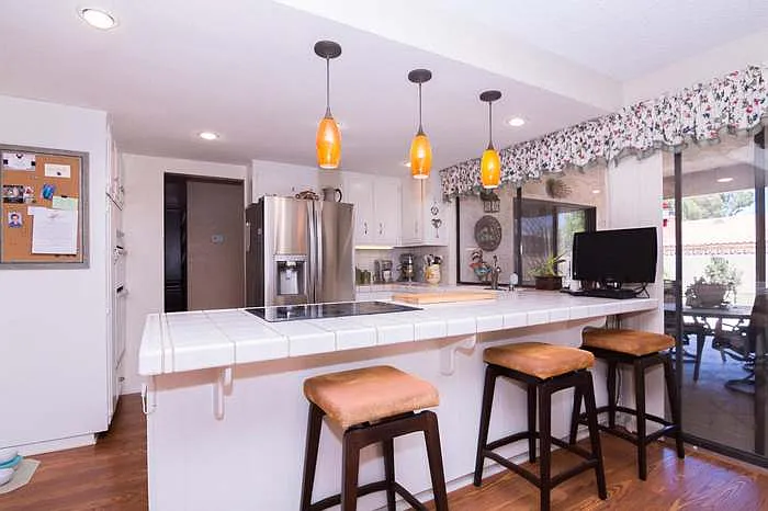 419 Makin Ave — Photo 16