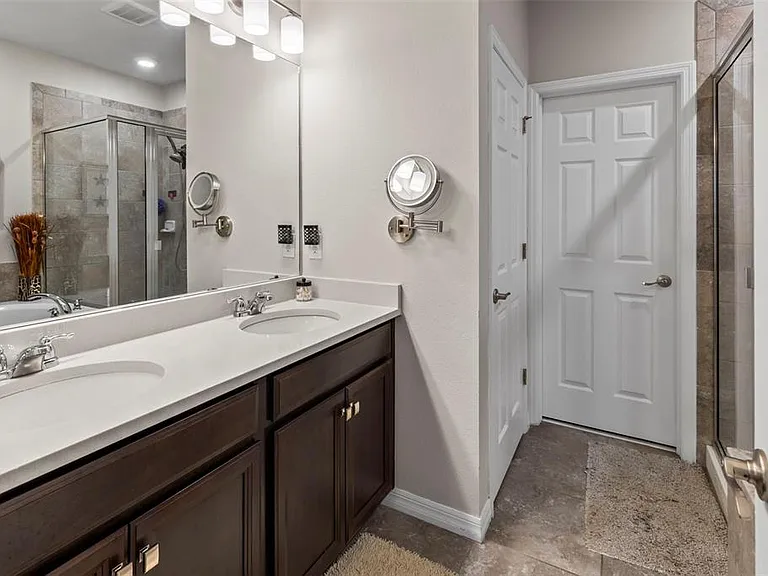2872 Grand Kemerton Pl — Photo 25