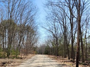 24 Palmer Hill Rd, Nobleboro, ME 04555