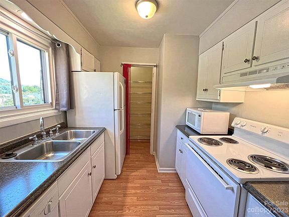 5th image of 319 Greenville Hwy APT 102