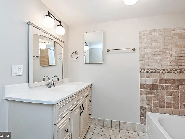 2700 Dartmouth Rd #1 — Photo 28