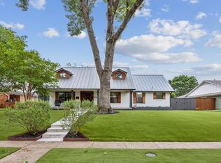 13326 Rolling Hills Ln, Dallas, TX 75240