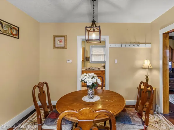 113 Kemp St, Pontiac, MI 48342
