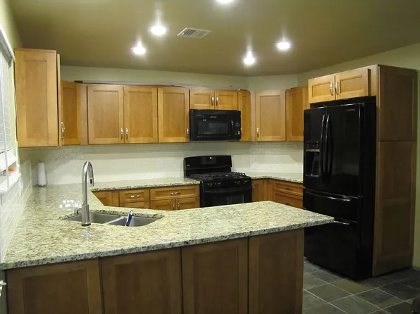 4901 S Narcissus Ave, Broken Arrow, OK 74011