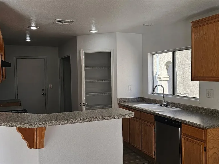 11606 Vesuvio Ct — Photo 1