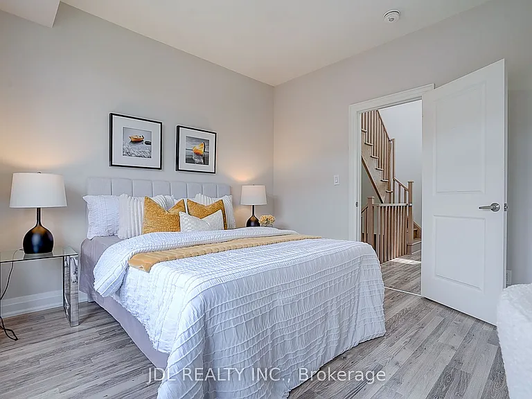 370 Red Maple Rd #D-119 — Photo 38