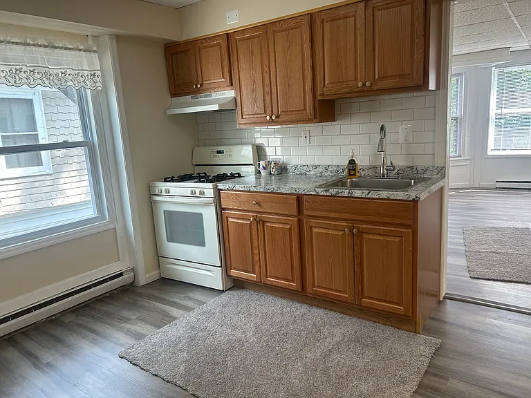 936 W State St #2 — Photo 1