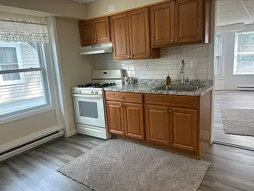 936 W State St #2 Photo 1