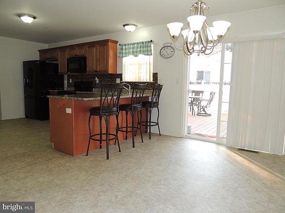 5th image of 307 S Gray Ave