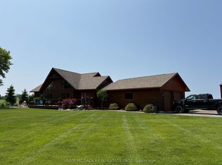 8529 Kinnaird Rd, Lambton Shores, ON N0N1J3