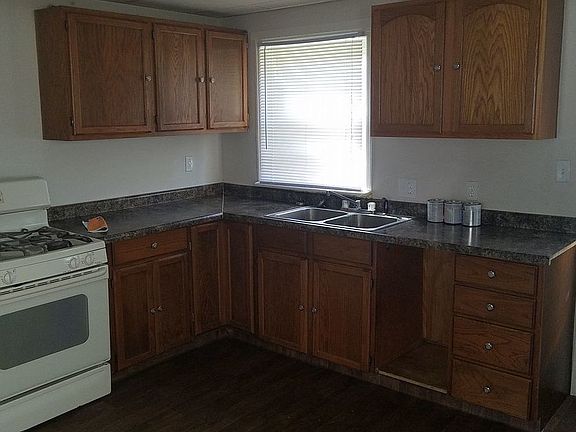 3rd image of 8315 Patton Dr