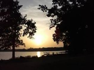 2 Overcup Lake Rd, Morrilton, AR 72110