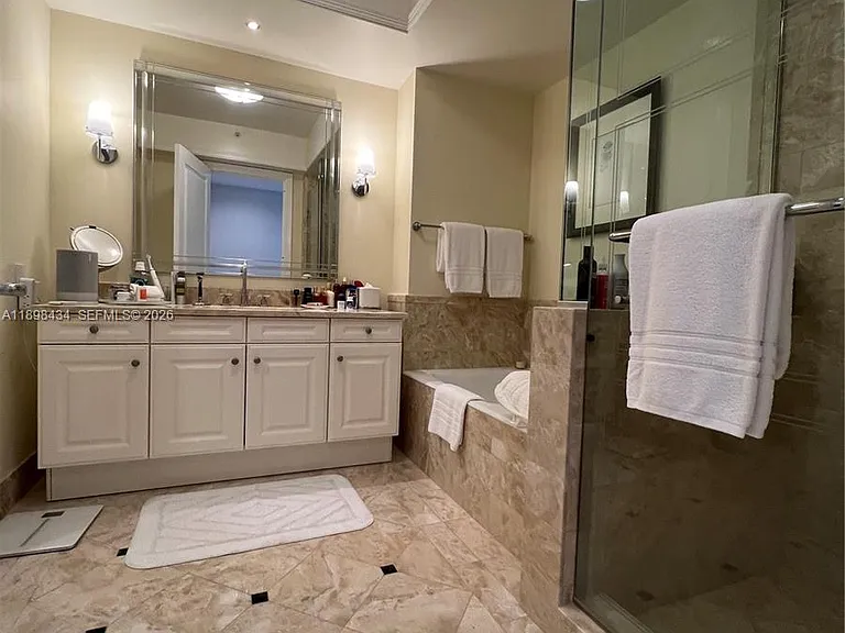 1435 Brickell Ave #3307 — Photo 24