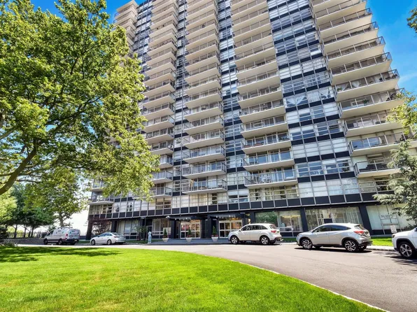 6050 Boulevard East APT 8F, West New York, NJ 07093