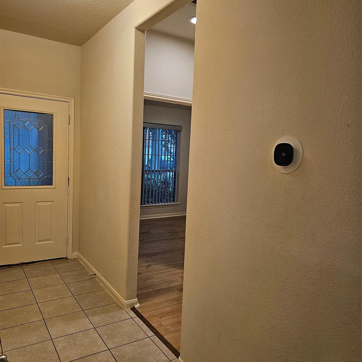 3 bed, 2.0 bath, 1484 sqft, $1,950 — Photo 3