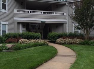 13089 Autumn Woods Way APT 201, Fairfax, VA 22033