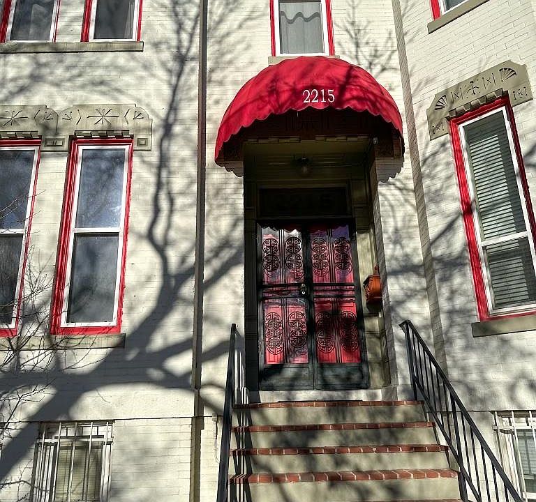 1st image of 2215 Glenarm Pl Unit B