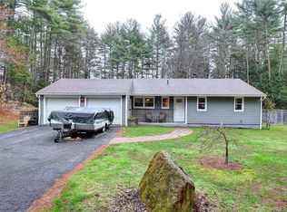 31 Raymond Dr, Barkhamsted, CT 06063