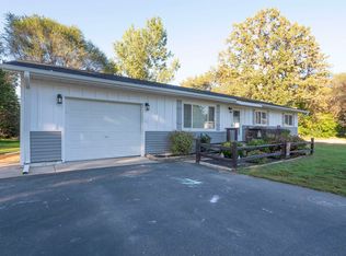 458 E Green Meadow Dr, Wautoma, WI 54982