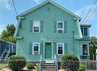 72 Everett St, Warren, RI 02885