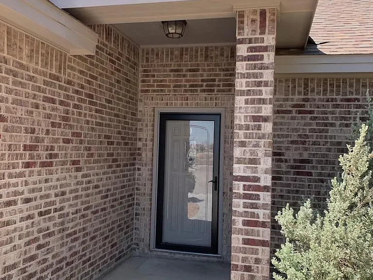 54 Ivy Ct — Photo 2