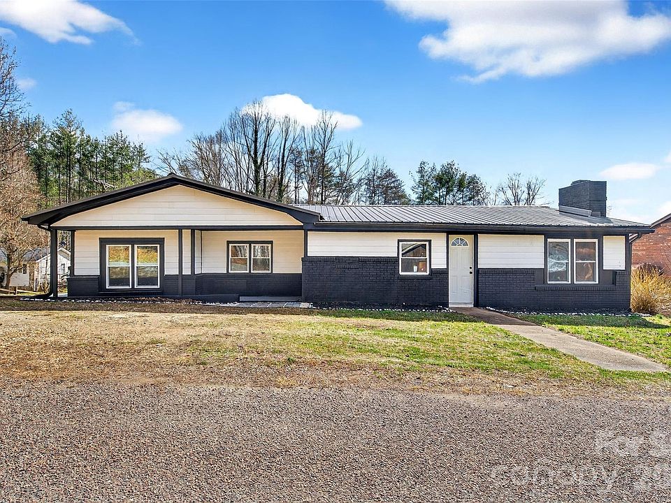 1st image of 90 Ebenezer Rd