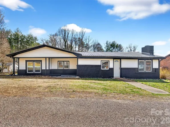 90 Ebenezer Rd, Old Fort, NC 28762