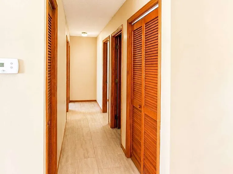 603 Plantation Village Dr — Photo 17
