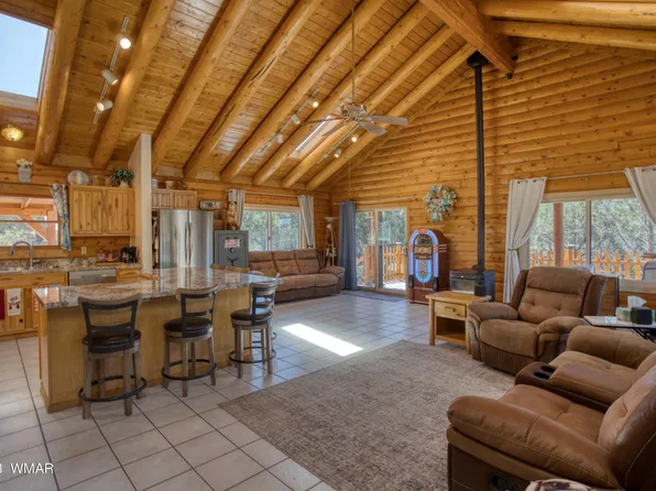 678 County Road 3144, Vernon, AZ 85940