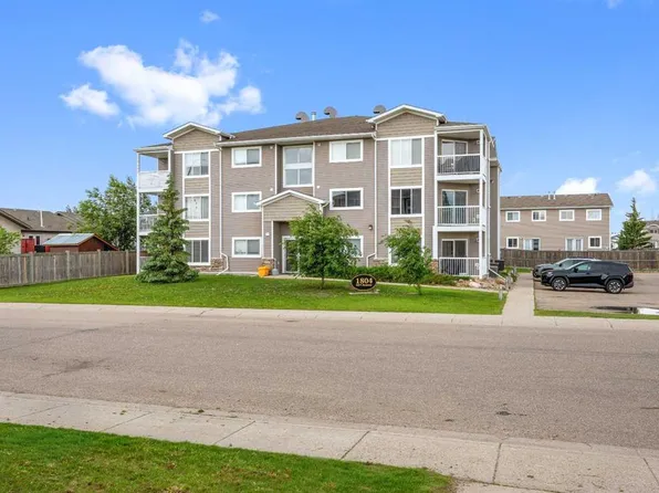 1804 NE 48th Ave #104, Lloydminster, SK S9V 1K2
