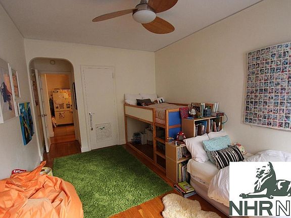 4th image of 205 W 15th St APT 2G