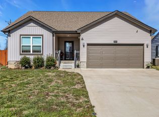 201 Burch Rd, Clarksville, TN 37042