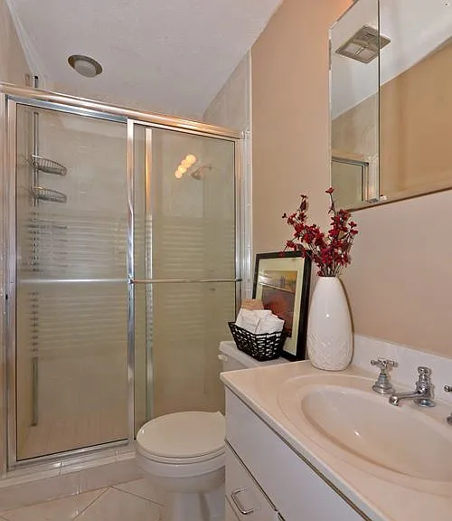 4351 Parklawn Ave #207 — Photo 10