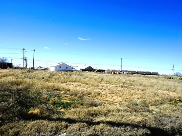 311 N 6th St, Brownfield, TX 79316