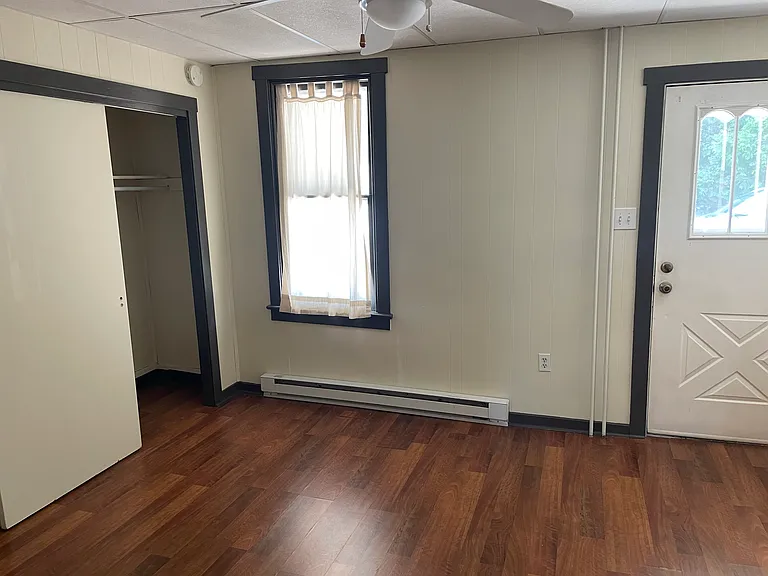 101 Walnut St #1 — Photo 6