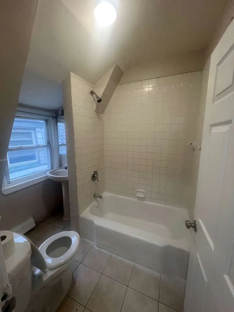 2 bed, $1,699 — Photo 2